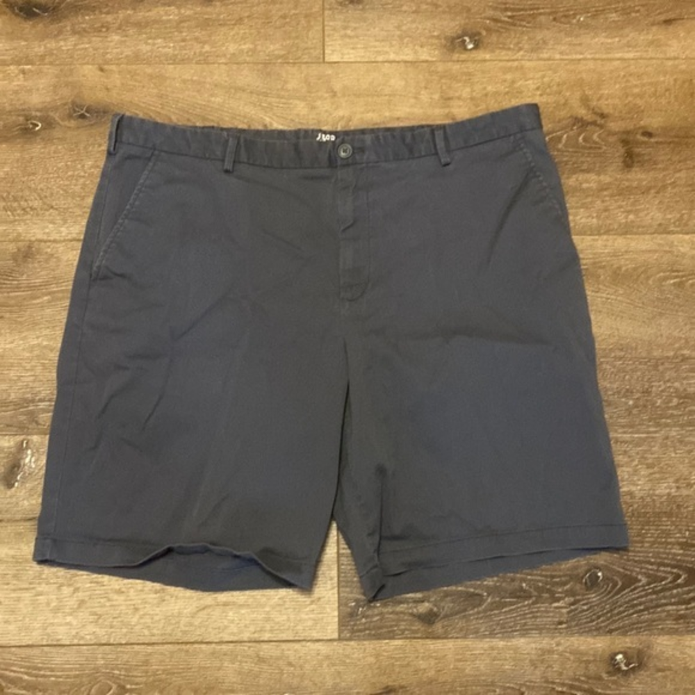 Izod gray mens shorts‎ 40